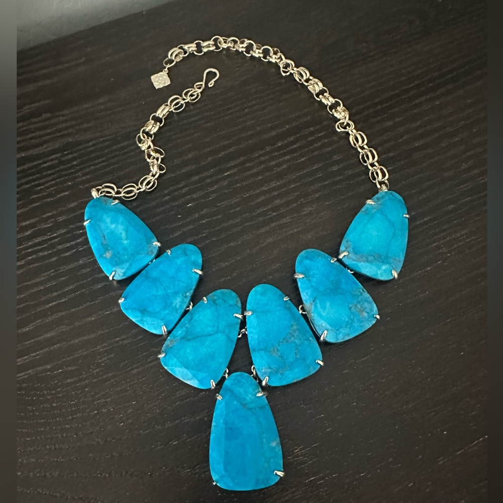 Kendra Scott Necklace
